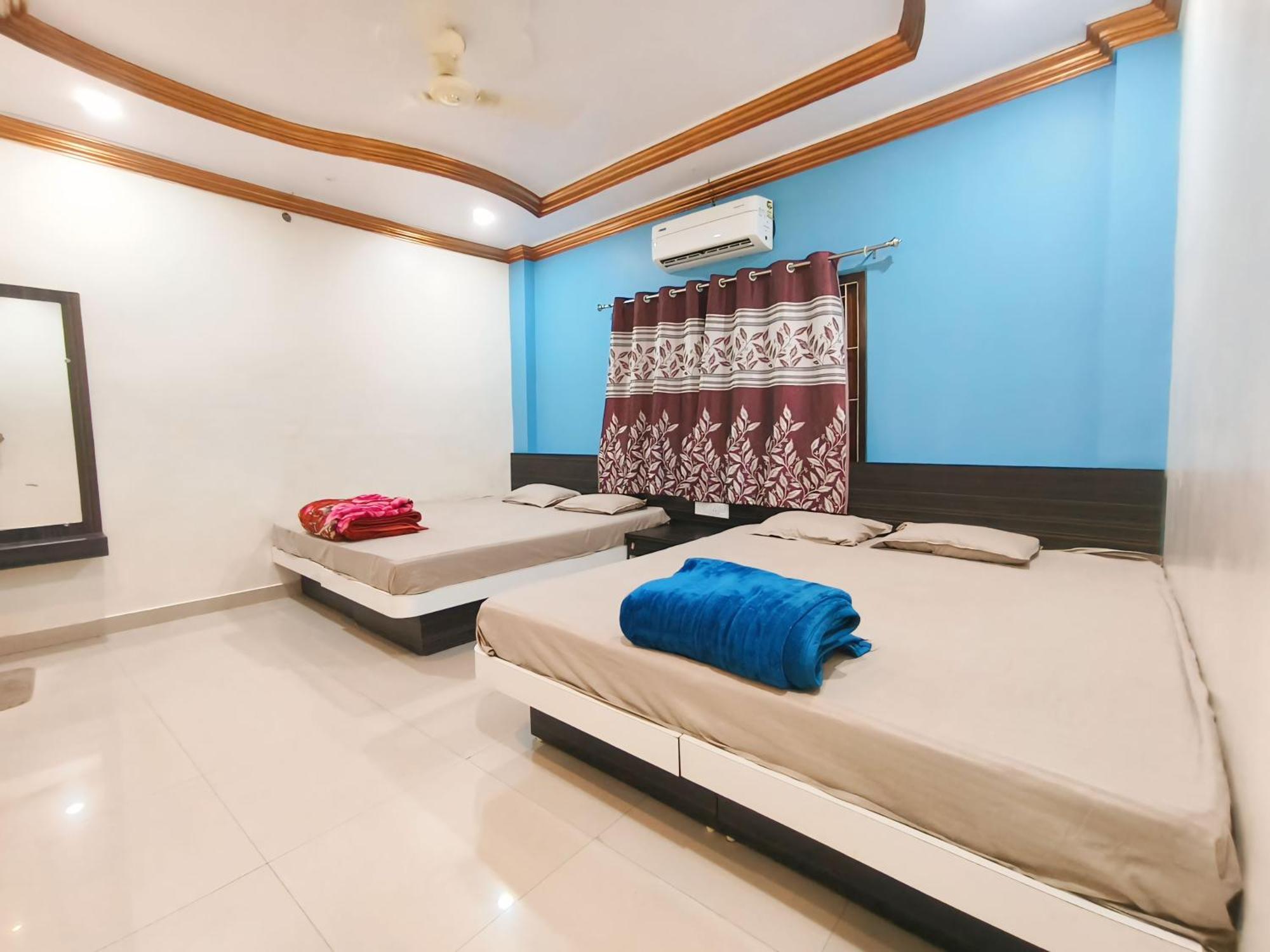 Shree Trilokeshwar Guesthouse 乌贾因 外观 照片